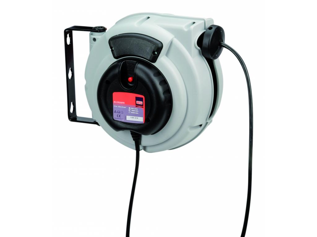KABELHASPEL 230V 15M MET GEAARDE STEKKERS